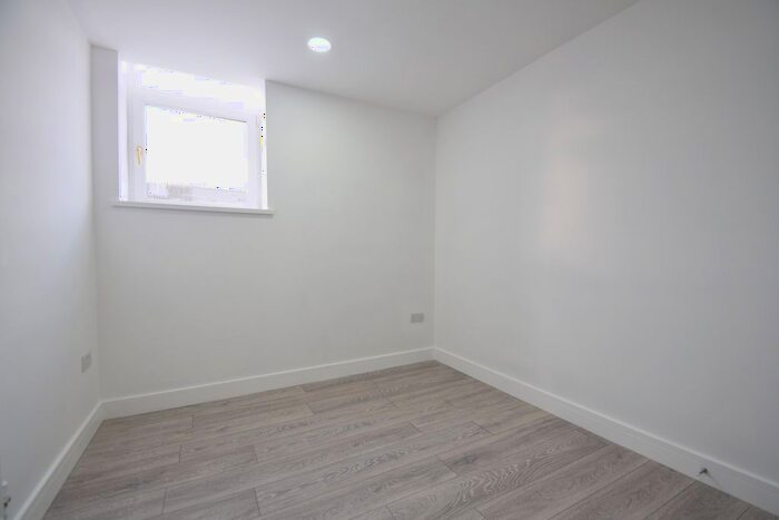 10 Bedroom Terraced House To Rent In Woodville Road, Cathays, CF24