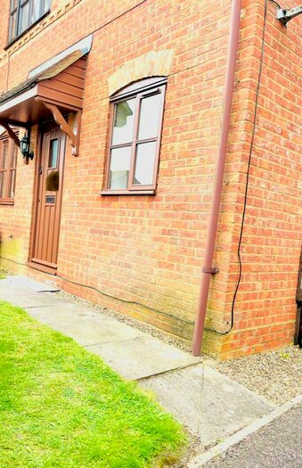 1 Bedroom Maisonette To Rent In Grace Avenue, Oldbrook, Bucks, MK6