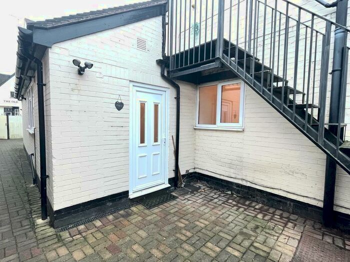 2 Bedroom Apartment To Rent In Dolphin Yard, Atherstone, CV9