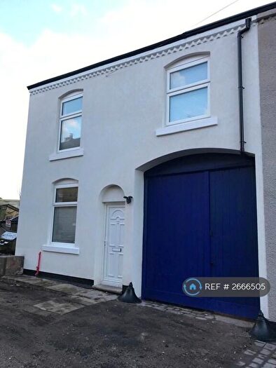 3 Bedroom End Of Terrace House To Rent In Regent Street, Padfield, Glossop, SK13