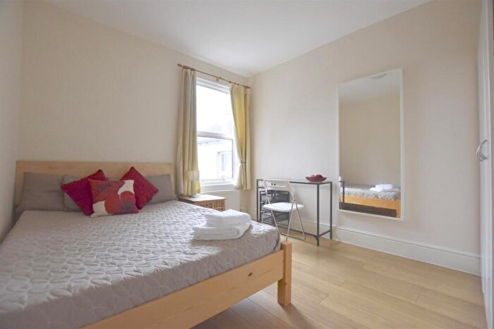 Studio To Rent In McLeod Road, London, Greater London, SE2