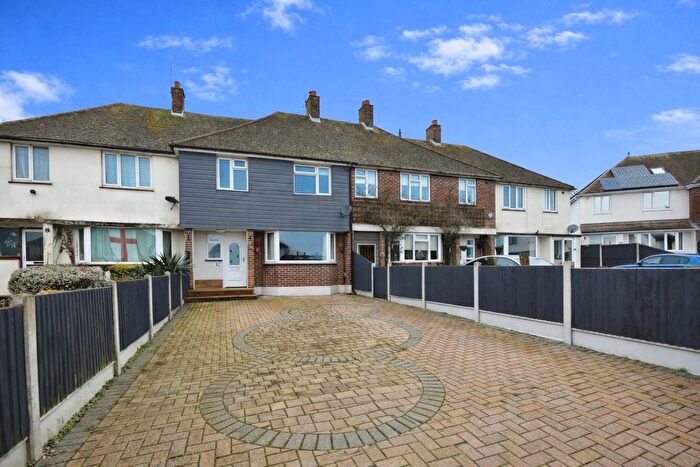 3 Bedroom Terraced House For Sale In Hugin Avenue, Broadstairs, Kent, CT10