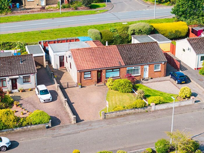 3 Bedroom Bungalow For Sale In Selkirk Gardens, Dundee, DD4