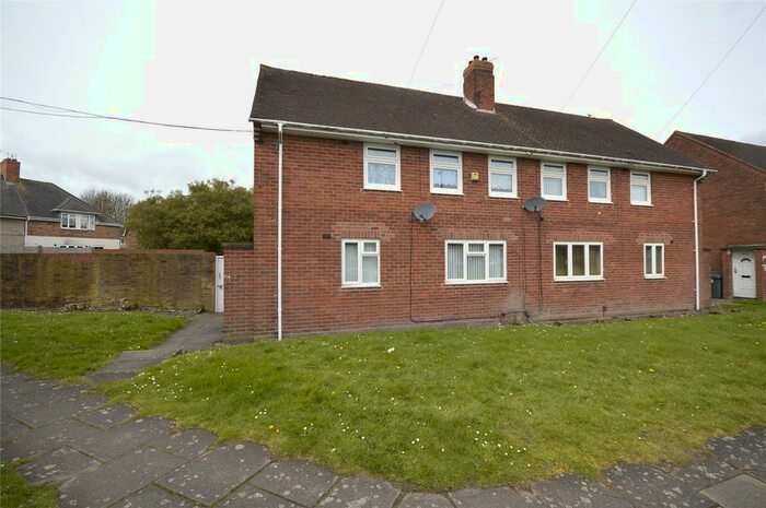 1 Bedroom Flat To Rent In Parkfield Grove, Wolverhampton, West Midlands, WV2