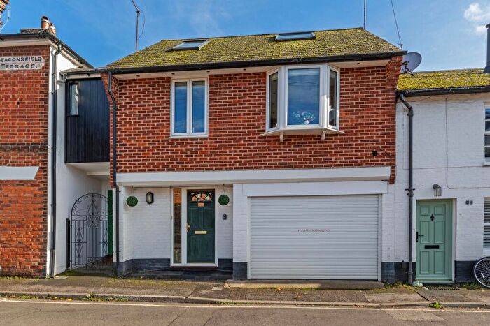 2 Bedroom Terraced House For Sale In Wharf Hill, Winchester, SO23