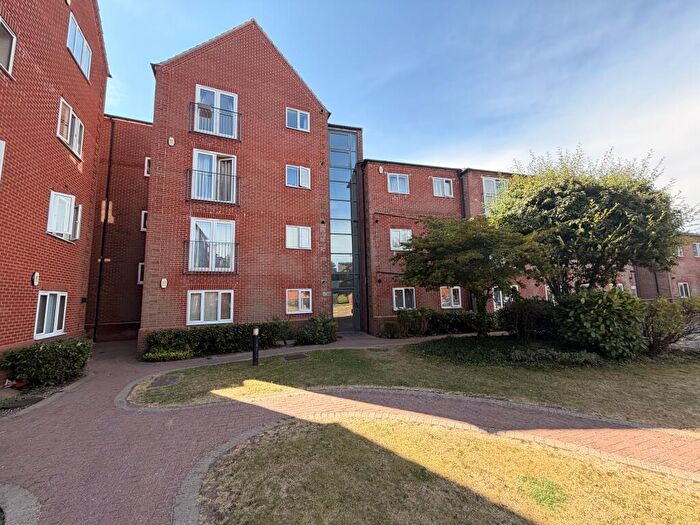 1 Bedroom Apartment To Rent In Stockwell House, Mansfield, NG18