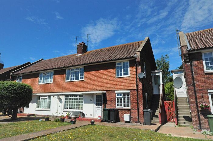 2 Bedroom Flat To Rent In Seaside, Eastbourne, BN23