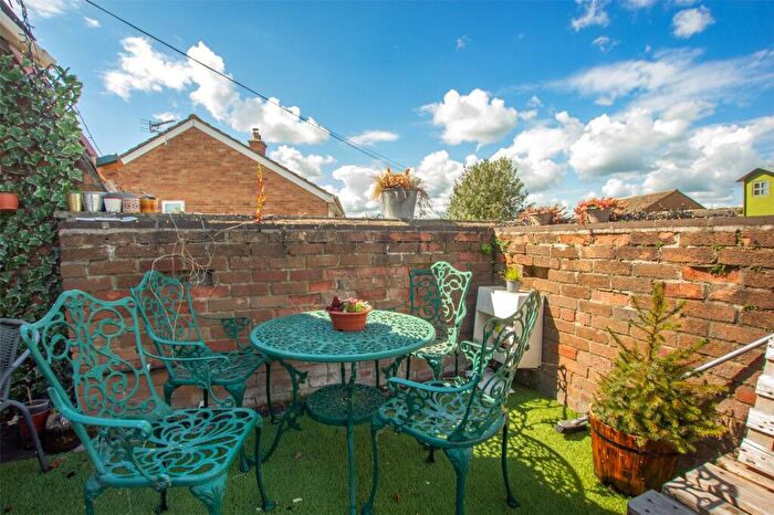 2 Bedroom Apartment To Rent In Spareacre Lane, Eynsham, Witney, Oxfordshire, OX29