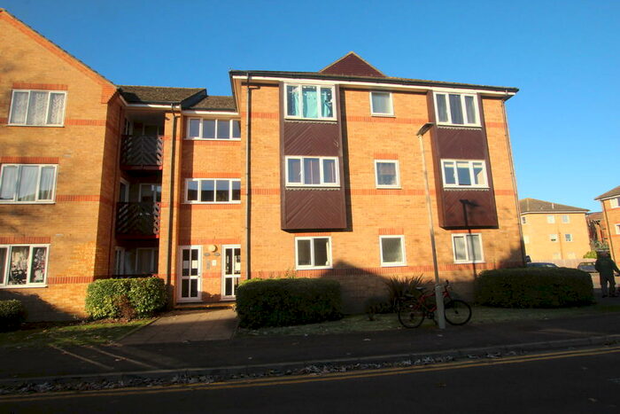 1 Bedroom Flat To Rent In Braziers Quay, Bishop's Stortford, CM23