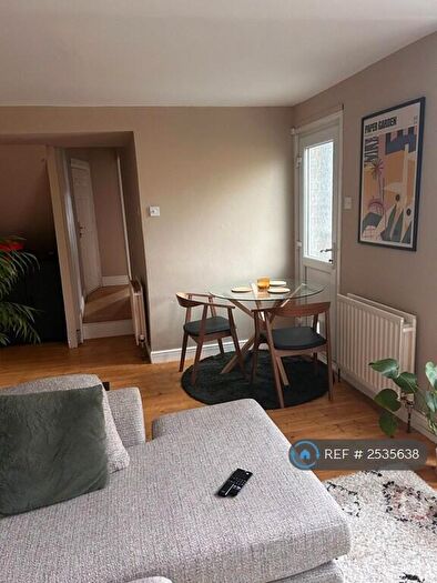2 Bedroom Flat To Rent In Ennersdale Road, London, SE13