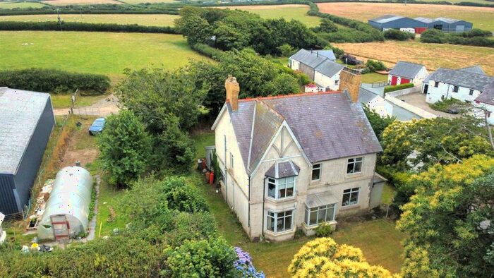 4 Bedroom Property For Sale In Haverfordwest, SA62