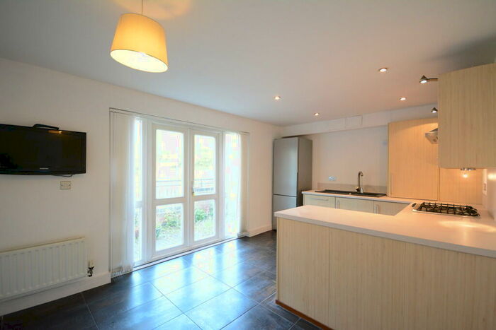 4 Bedroom Town House To Rent In Park Wharf, Nottingham, NG7