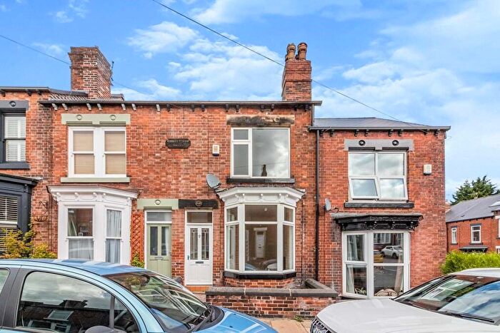 3 Bedroom Terraced House To Rent In Carrington Road, Sheffield, S11