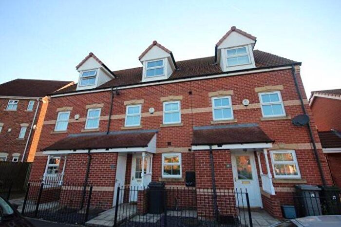 3 Bedroom Terraced House To Rent In The Mount, Rotherham, S66