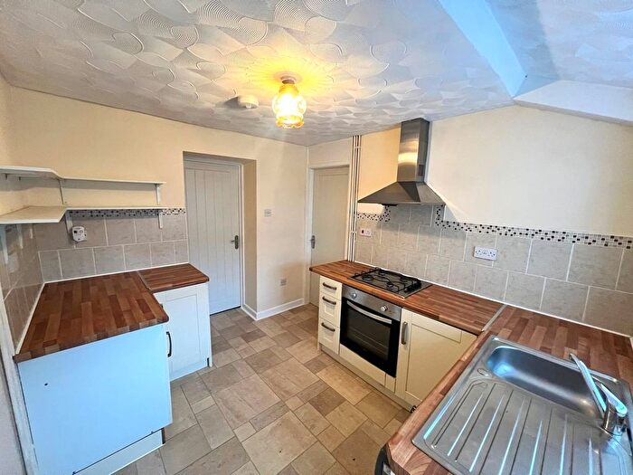 2 Bedroom Semi-Detached Bungalow To Rent In Caereithin Farm Lane, Swansea, Ravenhill, SA5