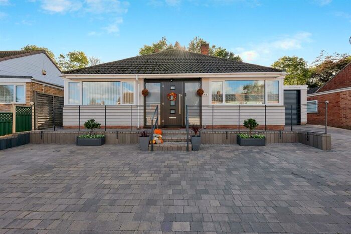 3 Bedroom Detached Bungalow For Sale In Rosemary Crescent, Grantham, NG31