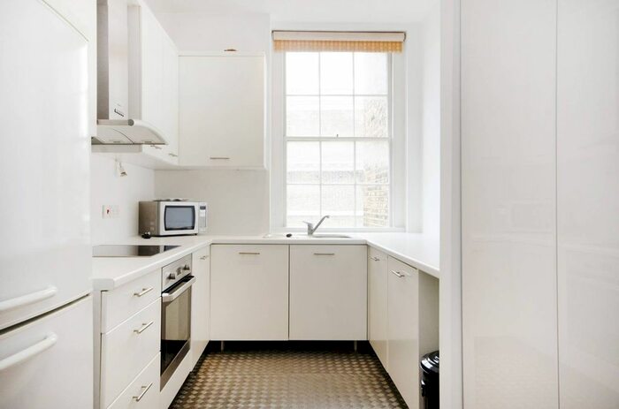 1 Bedroom Flat To Rent In Gloucester Road, South Kensington, London, SW7