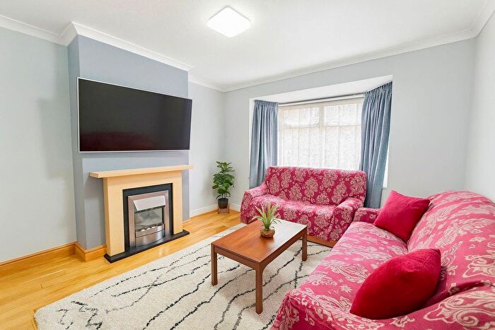 4 Bedroom Property To Rent In Burleigh Road, Sutton, SM3