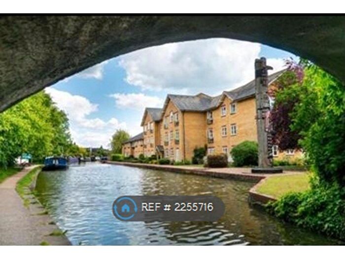 2 Bedroom Flat To Rent In Alsford Wharf, Berkhamsted, HP4