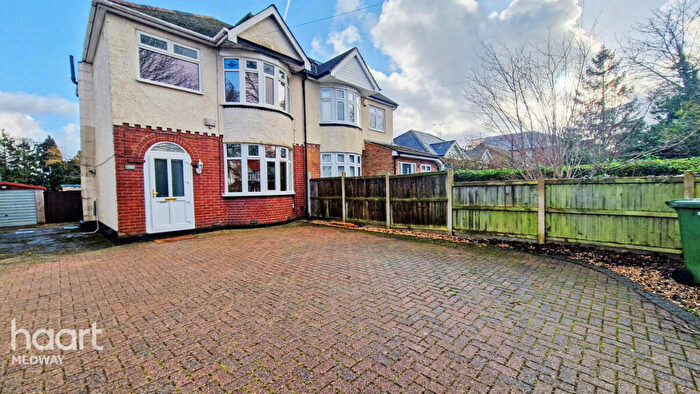 3 Bedroom Semi Detached House To Rent In City Way, Rochester, ME1