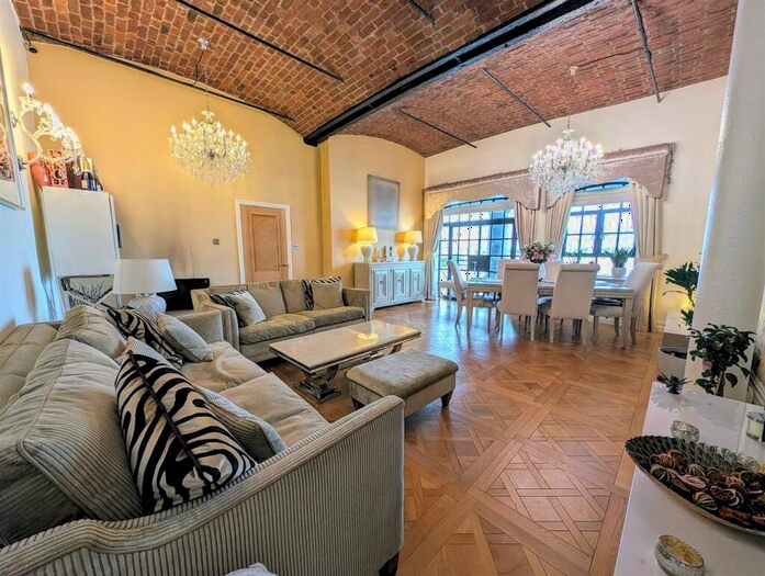 3 Bedroom Apartment To Rent In Wapping Quay, Liverpool, L3