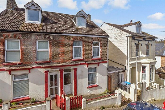 3 Bedroom Semi Detached House For Sale In Clarendon Road, Dover, Kent, CT17