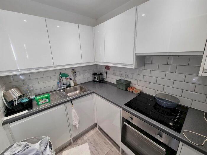 1 Bedroom Flat To Rent In Chapter Road, London, NW2