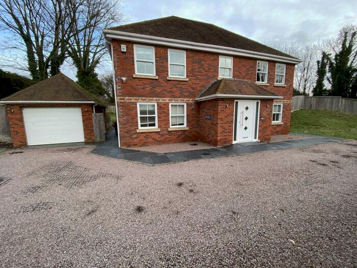 5 Bedroom House To Rent In The Avenue, Welwyn, AL6