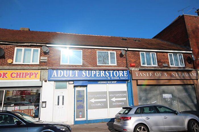 2 Bedroom Maisonette To Rent In Millbrook Road West, Southampton, SO15