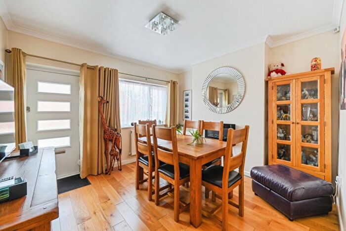 3 Bedroom Detached House For Sale In Wilnecote Lane, Tamworth, Staffordshire, B77