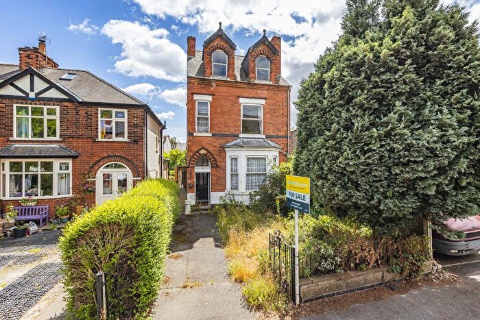 5 Bedroom Detached House For Sale In Elm Tree Avenue, West Bridgford, NG2