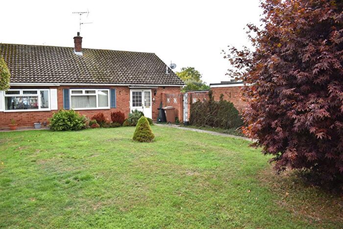 2 Bedroom Bungalow For Sale In Orford Crescent, Old Springfield, CM1