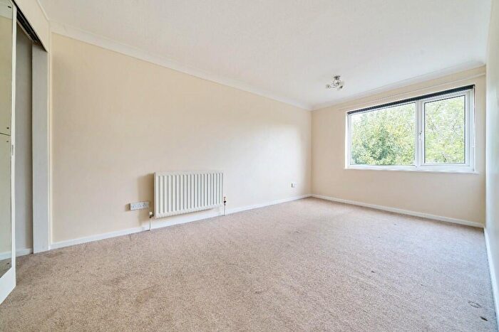 3 Bedroom Terraced House For Sale In Lisle Walk, Cambridge, Cambridgeshire, CB1
