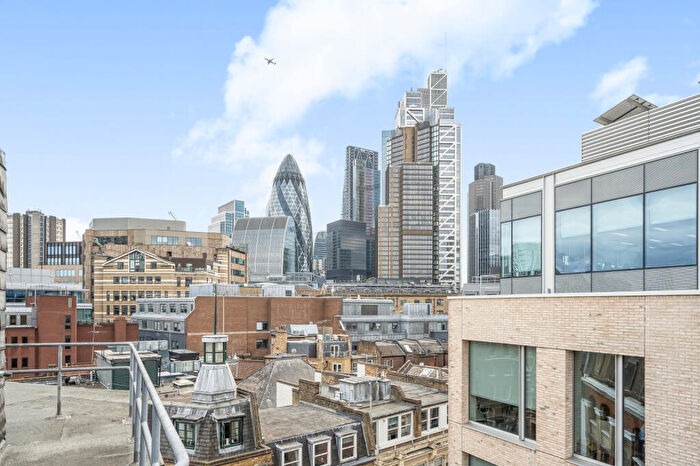 2 Bedroom Penthouse For Sale In Steward Street, London, E1