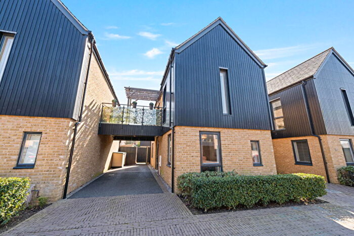 2 Bedroom Detached House For Sale In Barnsley Wood Rise, Newhall, Essex, CM17