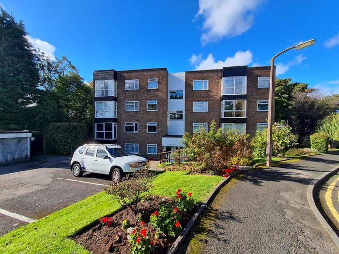 1 Bedroom Flat To Rent In Brentwood Court, Lowther Road, Prestwich, M25
