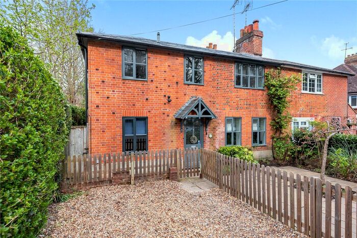 4 Bedroom Semi-Detached House To Rent In School Road, Windlesham, Surrey, GU20