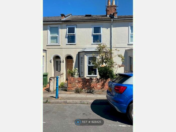 3 Bedroom Terraced House To Rent In Marle Hill Road, Cheltenham, GL50