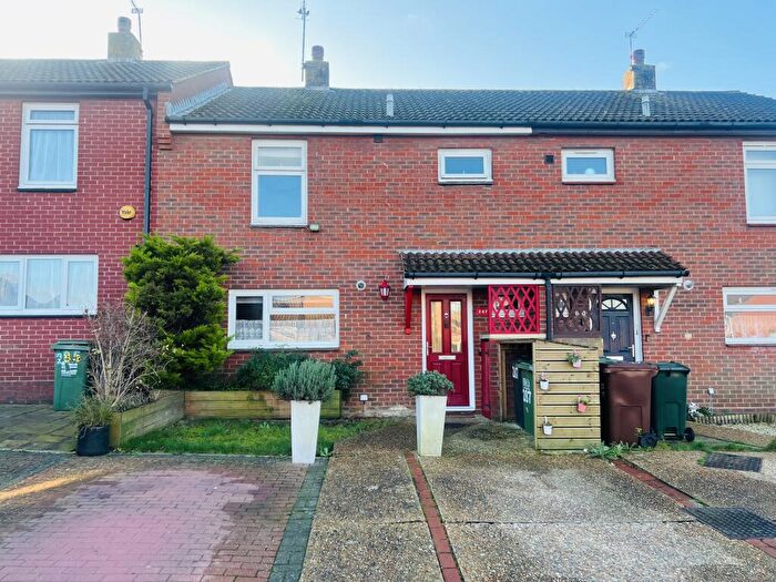 3 Bedroom Terraced House To Rent In Sorrel Drive, Eastbourne, BN23