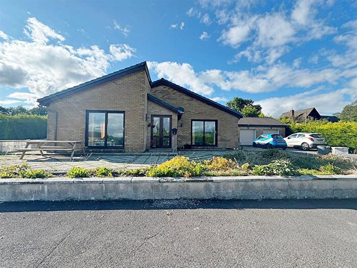 3 Bedroom Detached Bungalow For Sale In Penybanc, Llandeilo, SA19