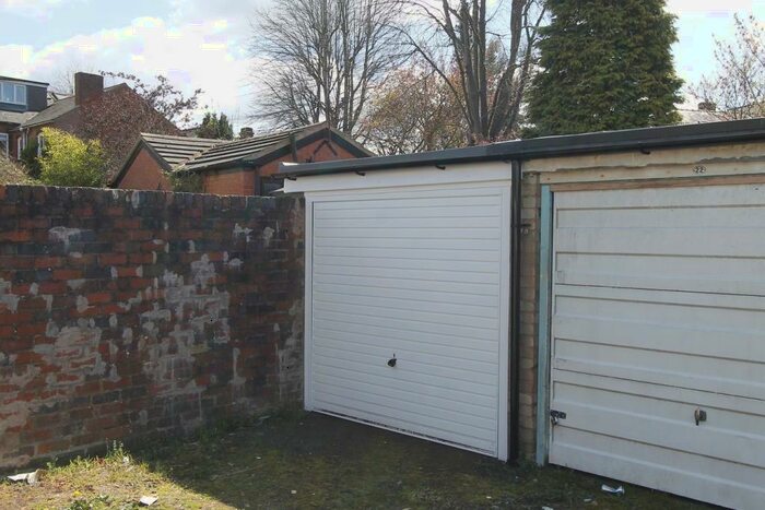 Garage / Parking To Rent In Heathfield Gardens, Stourbridge, Stourbridge, DY8