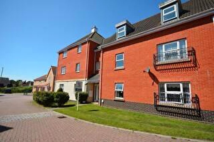 2 Bedroom Flat To Rent In Killick Crescent, Carlton Colville, Lowestoft, NR33