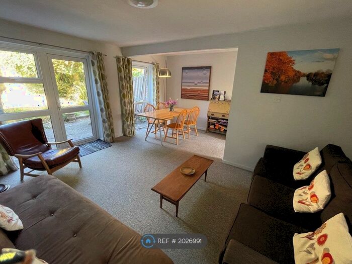 2 Bedroom Terraced House To Rent In Coram Close, Winchester, SO23