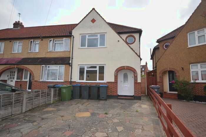 3 Bedroom End Of Terrace House To Rent In Court Crescent, Chessington, Surrey., KT9