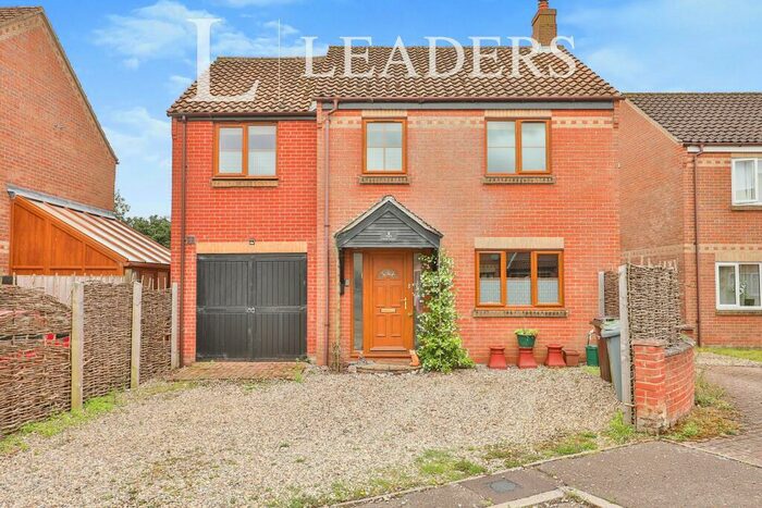 4 Bedroom Detached House To Rent In Foundry Close, Foulsham, NR20