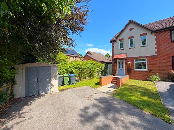 2 Bedroom End Of Terrace House For Sale In Foxgrove, Chippenham, SN14