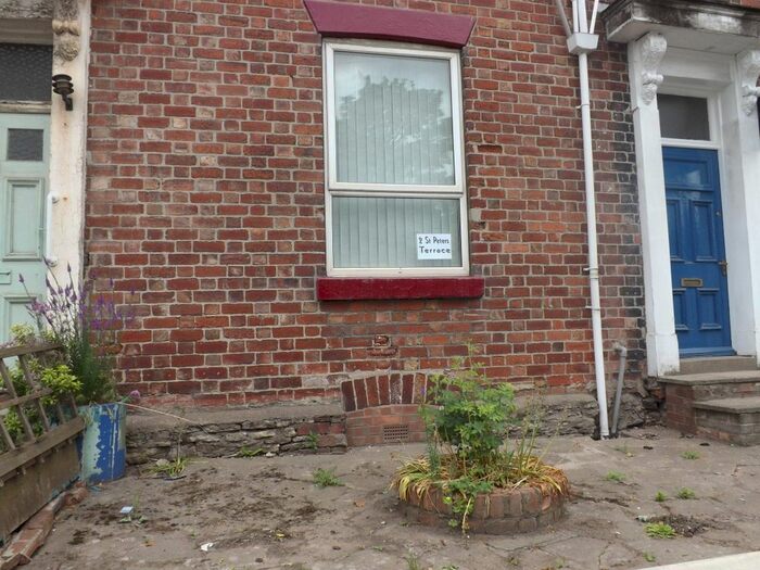 2 Bedroom Maisonette To Rent In Market Place, Askern, Doncaster, DN6