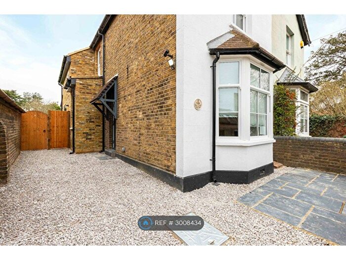 3 Bedroom Semi-Detached House To Rent In Laleham, Staines-Upon-Thames, TW18