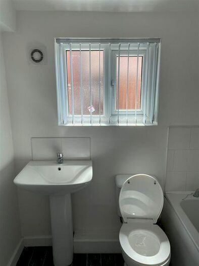 5 Bedroom Property To Rent In Croydon Road, Middlesbrough, TS1