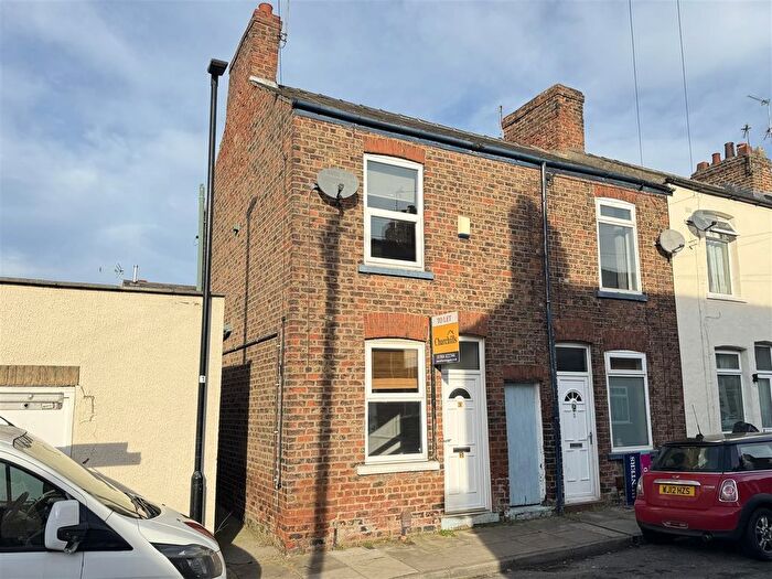 2 Bedroom Property To Rent In Oak Street, York, YO26